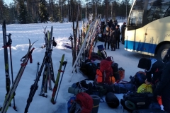 0_Bussien purkaminen sujui porukalla